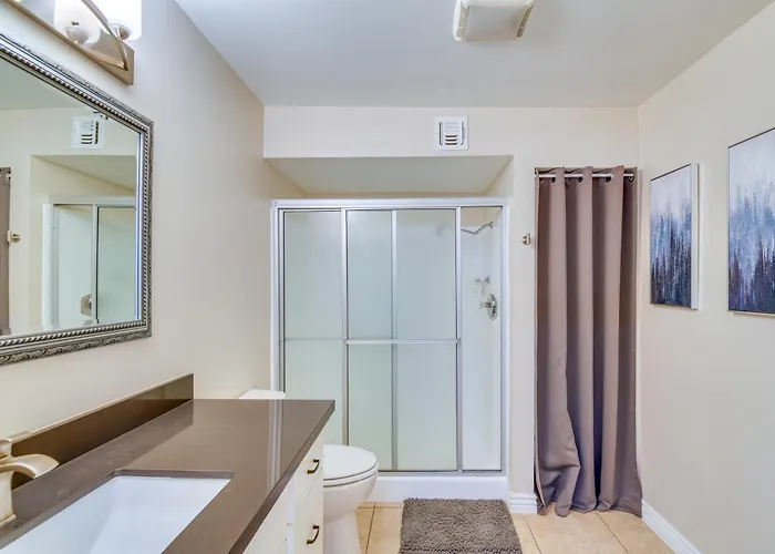 Golf, Shop, Hike! Hideaway W/ Pool