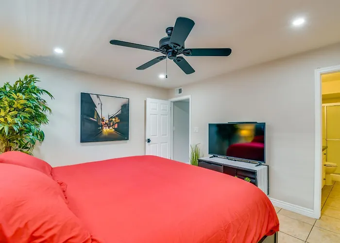 Golf, Shop, Hike! Hideaway W/ Pool Youngtown