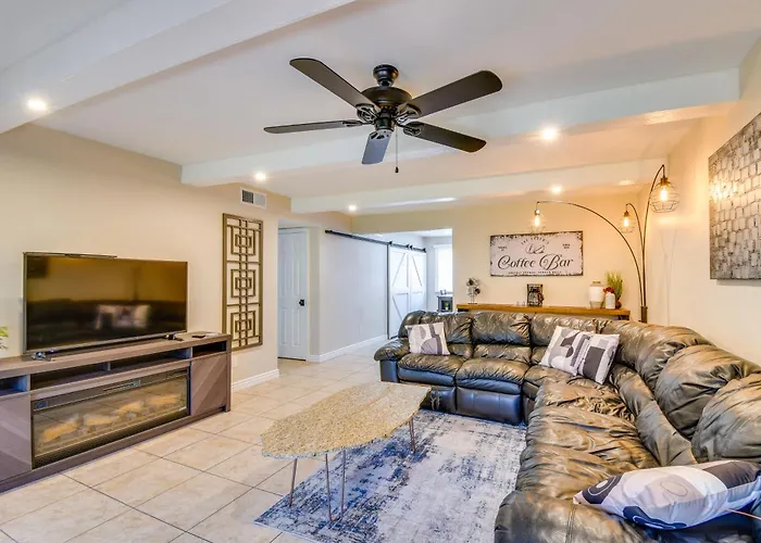 Golf, Shop, Hike! Hideaway W/ Pool *
